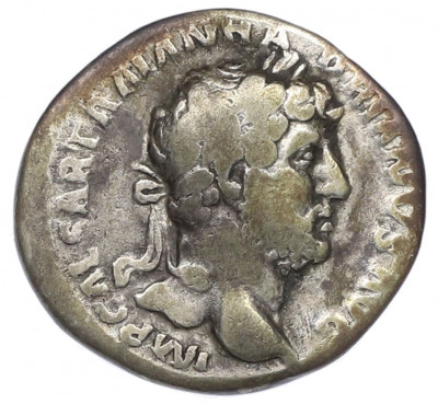 Денарий 119-122 года Римская Империя — Адриан