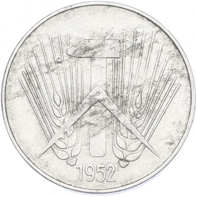 10 пфеннигов 1952 года Восточная Германия (ГДР)
