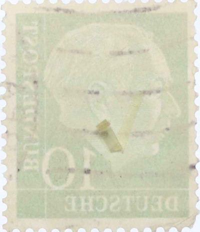 Почтовая марка 10 пфеннигов 1954 года Западная Германия (ФРГ) «Теодор Хойс»