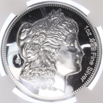 Медаль (1 унция серебра) 2022 года «Морган доллар 1893» в слабе NGC (PF70 ULTRA CAMEO)